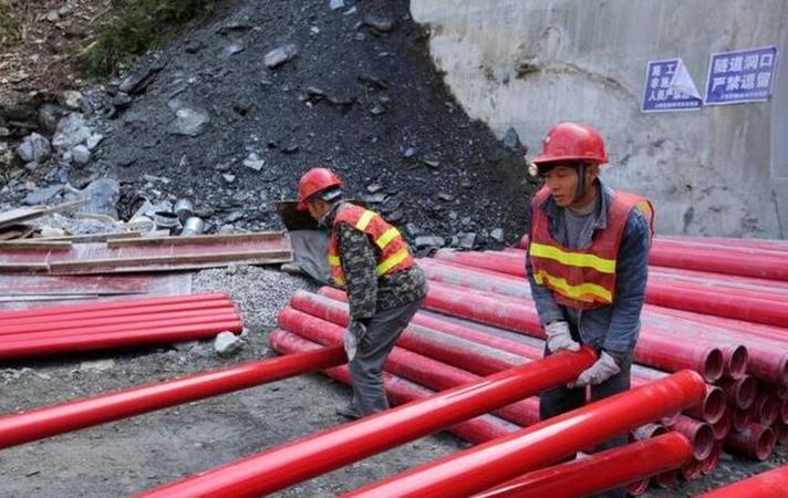紅鑫公司 專業搬家服務，一站式解決企業、個人與工廠搬遷難題